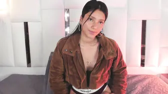 Magic_kaori webcam video - 10/17/2025
