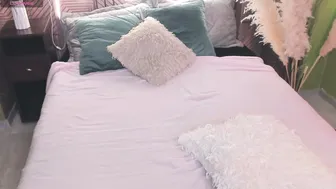 Hypequeen_ cam video 18 October 2025