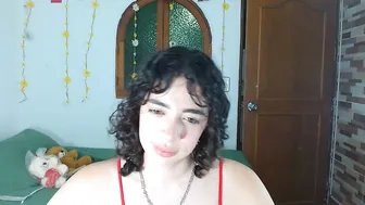 Sajecrismaa young stream