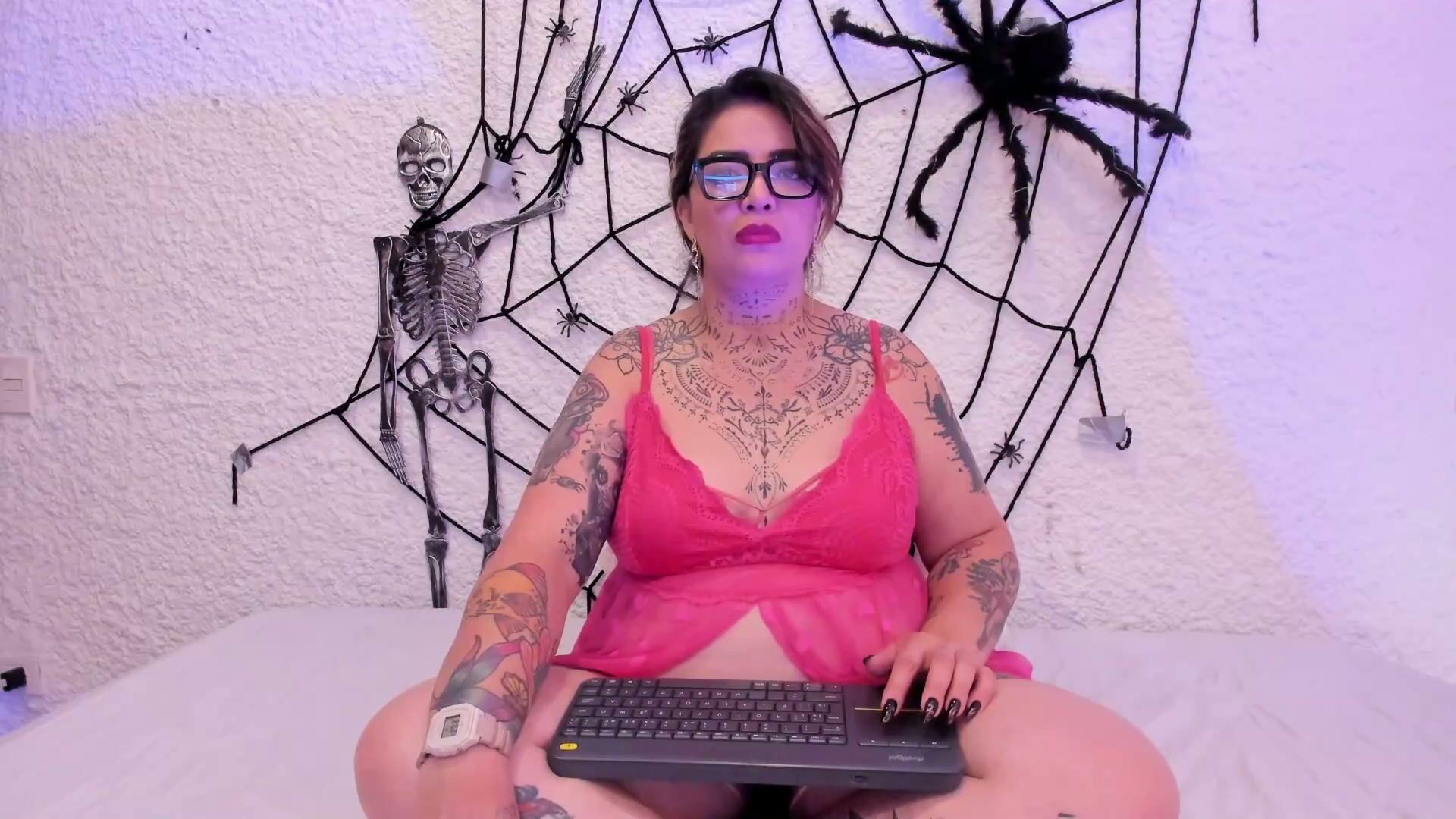 Poisson_ivy_ cam nude (10/18/2025)