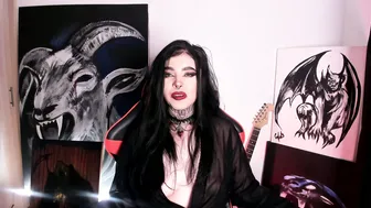 laurenrousexx goth 18 October 2025