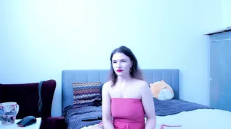katherinemidnight (10/18/2025) bigboobs