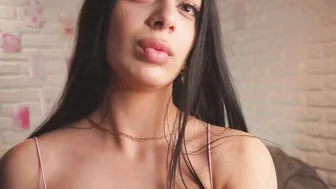 Cherrypeery 18-Oct-25 cam girl chat