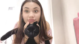 eloisetatsuhara shy 18-Oct-2025