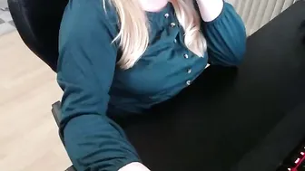 elly_petite bigboobs sex chat cam
