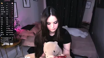 Ketty_xbaby (10-18-2025)