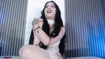 Sophia_dk 18-Oct-2025