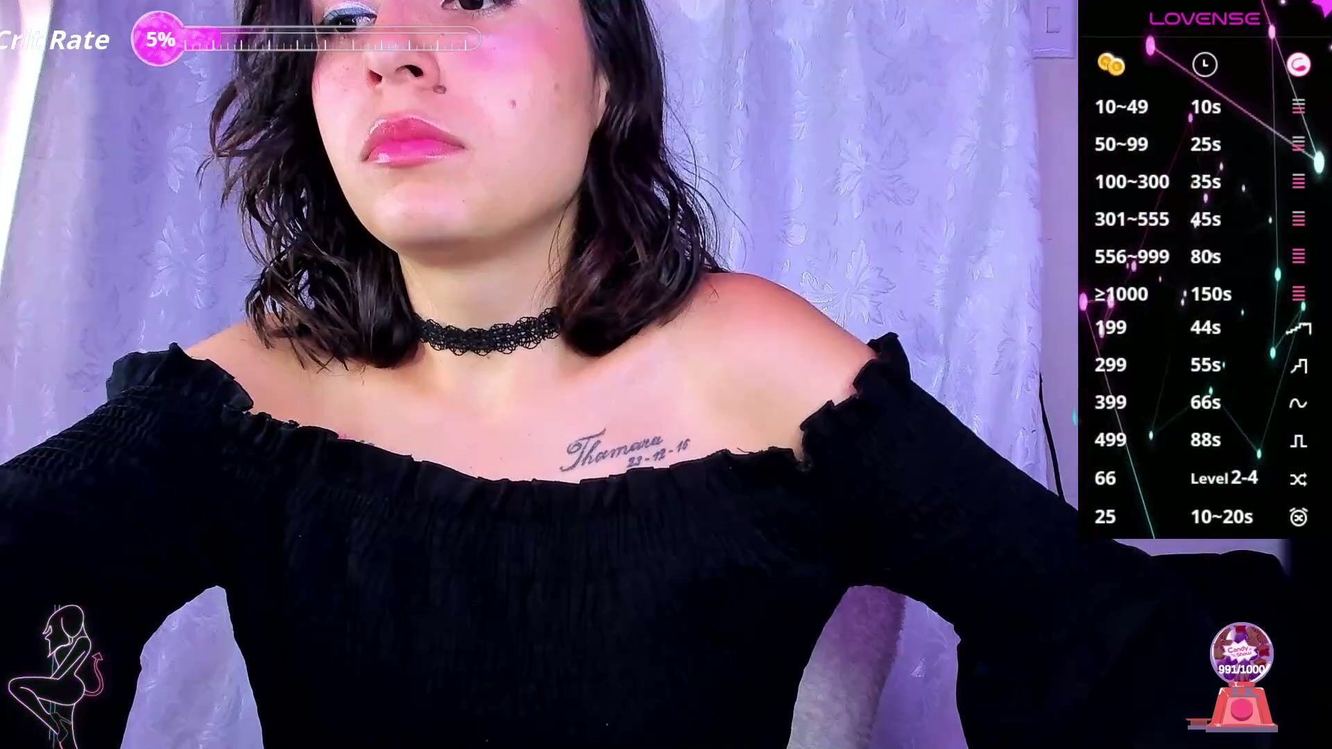 Lunacandyy1323 cam (10-19-2025)