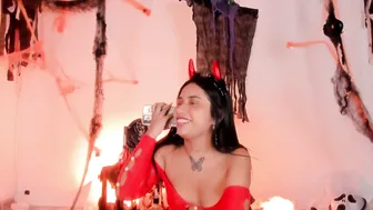 isabella_flowerss nude chat 19-Oct-2025