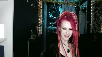 saucysky british cam sex