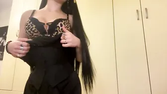 sharellgilvin cam video (10/19/2025)