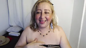 paiperhalliwey chat sex (10-19-2025)