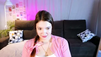 marshmelany naked 19-Oct-2025