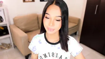 ivorycollins selfsuck nude chat
