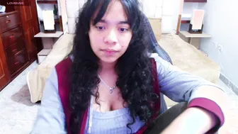 Laurent1_ live cam video 04/22/2025