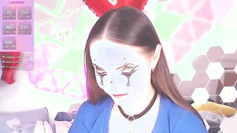 lexi_kiss (04/22/2025)