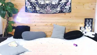 Manu_velez_ 24-Apr-25