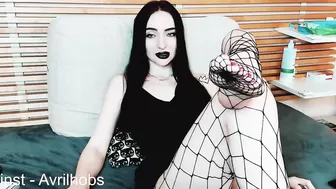 avrilhobs anal naked on cam