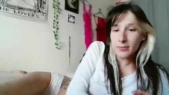 Edenfaerie chat porn video 30 April 2025