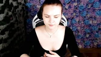 Xilana hairy on cam