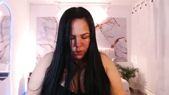 _valeriamiller bigboobs - 19 October 2025