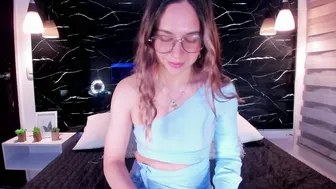 Sweet_meelody sex chat 19 October 2025