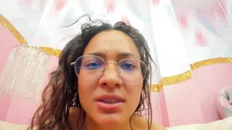 Jade_greeyy_ horny amateur video posing on cam