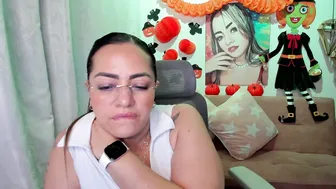 marianalopez81 show (10-19-2025)