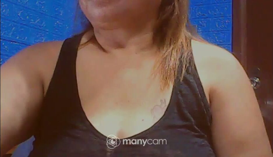 Xsw33t_joy69x cam sex chat (10-19-2025)