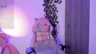 Sammycutee (10-19-2025)