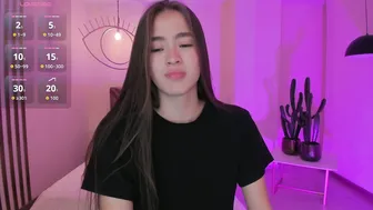 maiacollins petite - (10/19/2025)