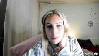 Missy_matrix posing on webcam 19 October 2025