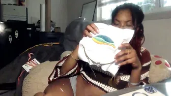 Tiny_cupcake2 19-Oct-25 findom