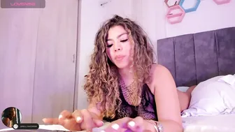 Melina_ferrer1 (10/19/2025)