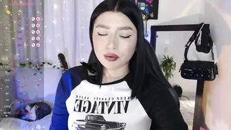 mily_thomson_b recorded nude video 271365