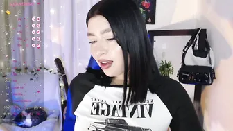 mily_thomson_b recorded nude video 271365