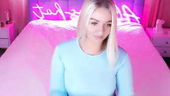Allwayshottt nude on cam 10-20-2025
