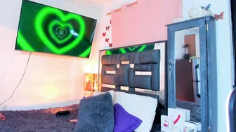 Gio_gray naked on cam sex chat