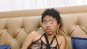 Didoelizabeth amateur webcam video 10-20-2025