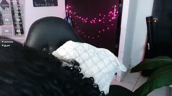 freaky_lia live webcam show 21 October 2025