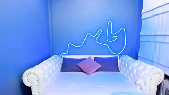 roxy_mars camvideo - (10/21/2025)