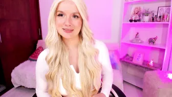 mila_violet feet hot live cam video