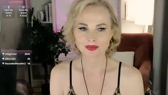 sandra_kind on live cam 21 October 2025