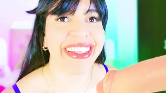 charlootteevans nude cam video 10/22/2025