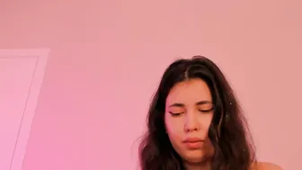 yooleen asian - 22-Oct-2025