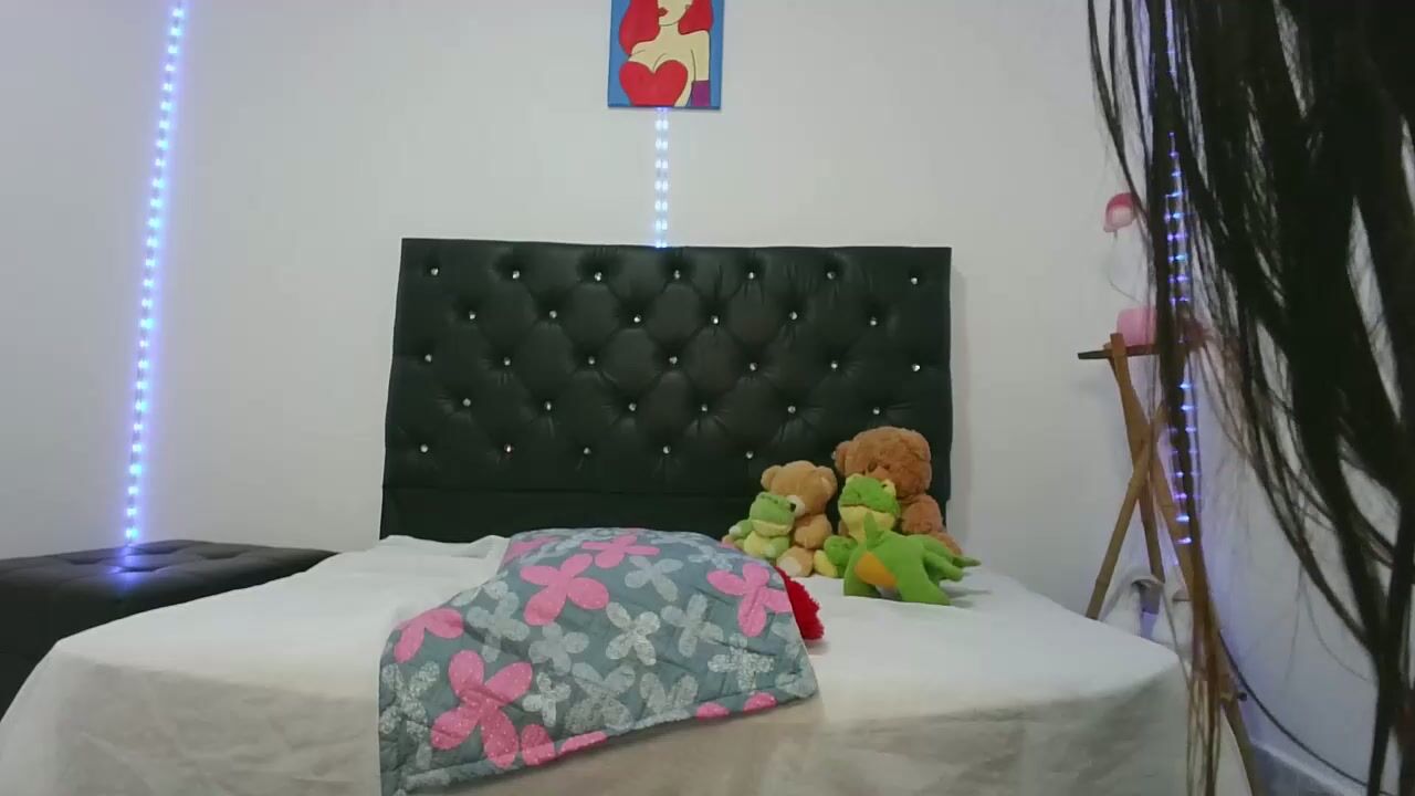 Niky_68_ interactivetoy 10/22/2025