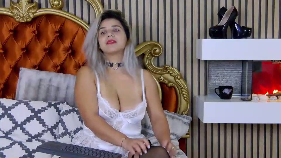 madisonrusso on live cam - 22-Oct-2025