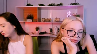 Mia_moah porn chat video 22 October 2025