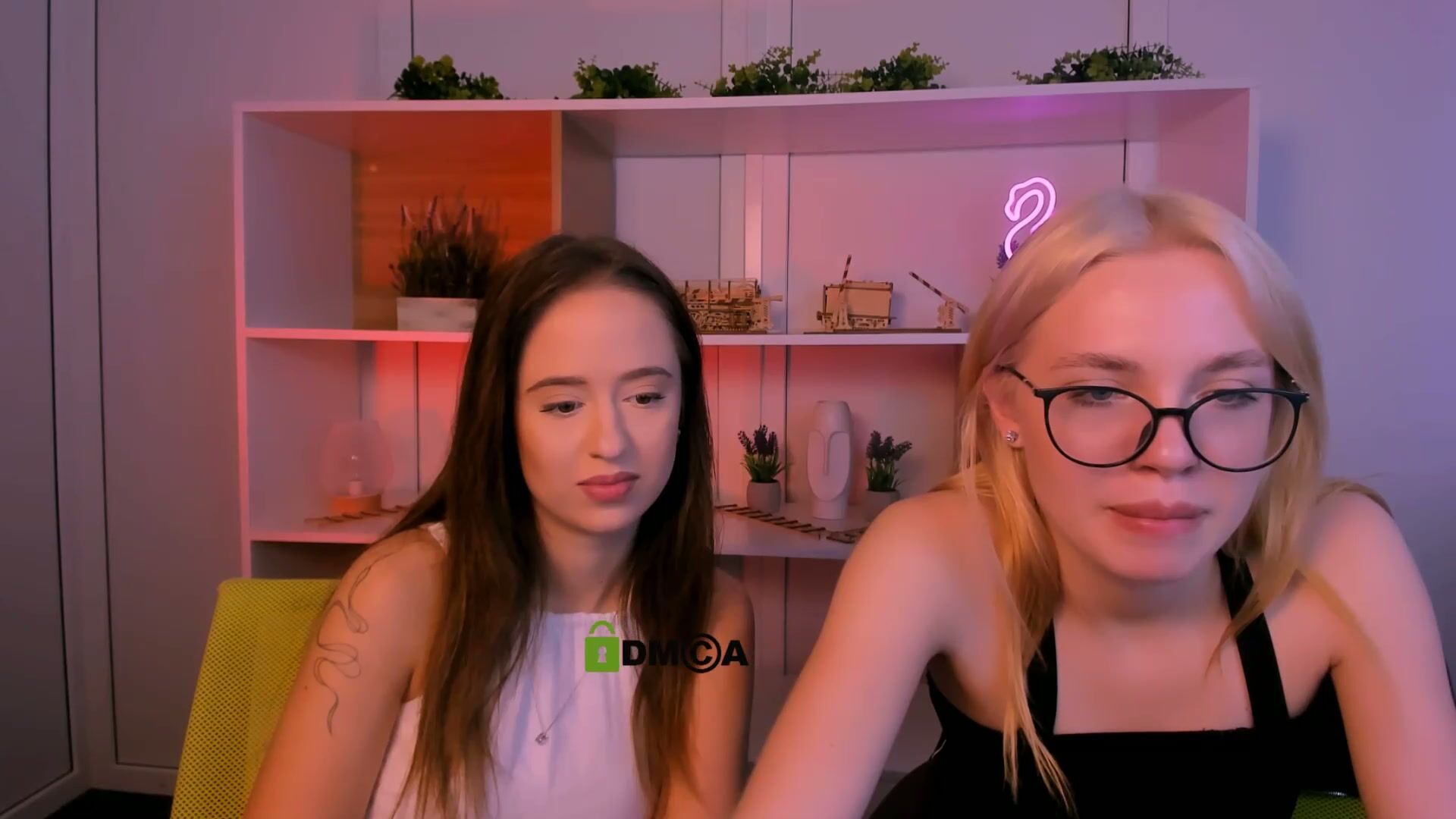 Mia_moah porn chat video 22 October 2025