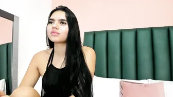 martina_divine_ latina hot webcam porn